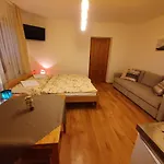 Zlty Dom Ubytování v soukromí *