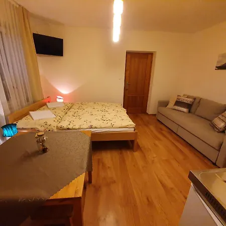 Zlty Dom Quarto em Acomodações Particulares *