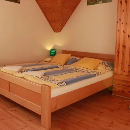 Homestay Zlty Dom Vrbov